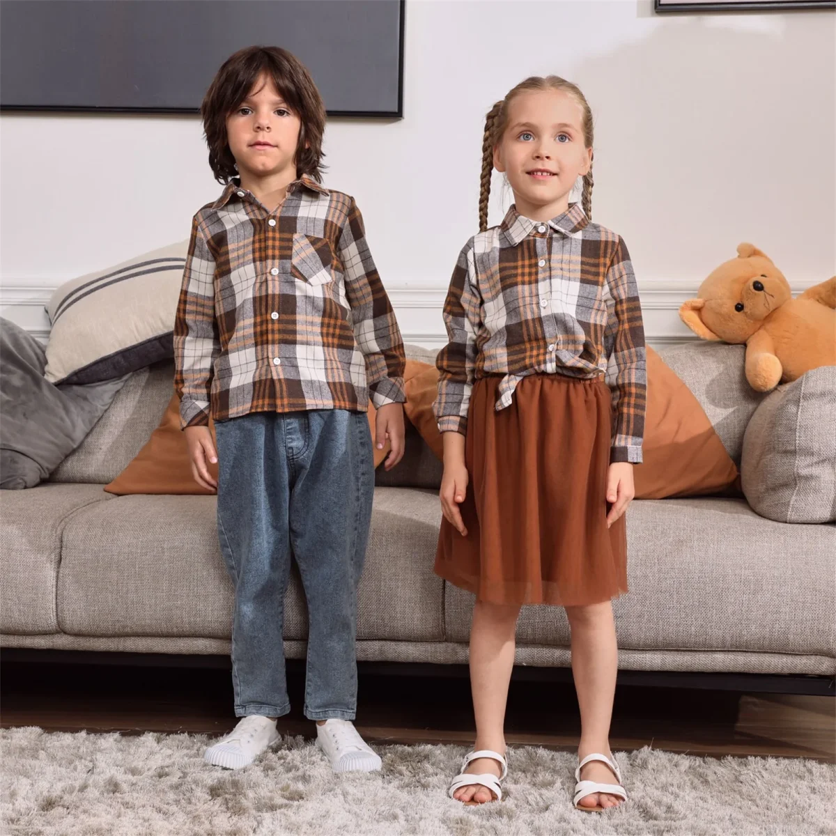 Tenue de Famille à Carreaux Brun – Image 7
